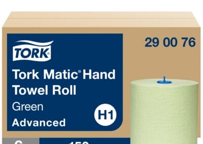 toalla de mano en rollo verde